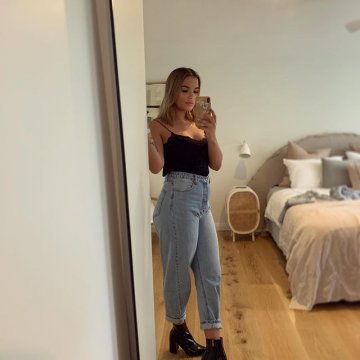 mintymeli from Carmarthenshire ,United Kingdom